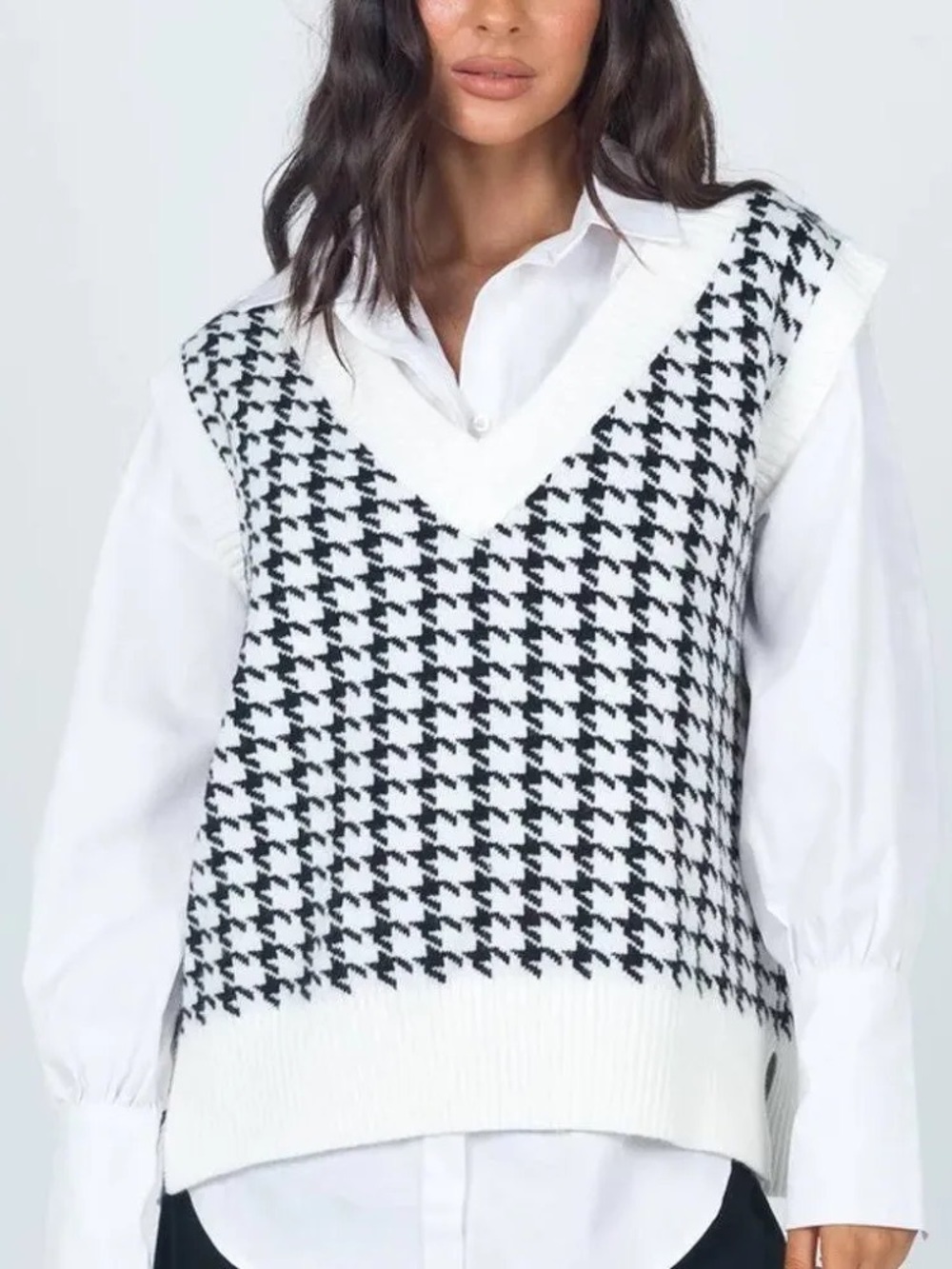 Princess Polly Black & White Houndstooth V-Neck Sweater Vest